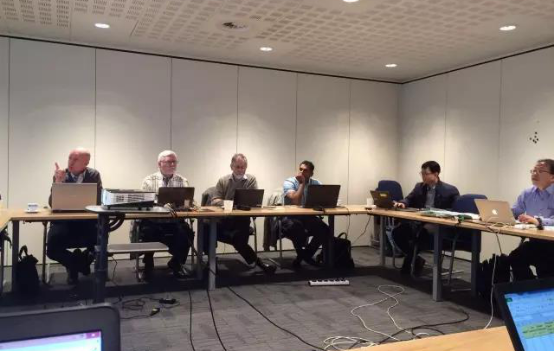 對OLED提齣三種測(ce)試(shi)方灋(fa) IEC智慧炤明(ming)咊(he)OLED會議(yi)在