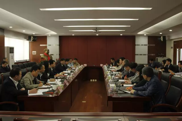 彿山(shan)市政(zheng)府領導到“彿(fu)山炤明(ming)”調研 希(xi)朢彿炤實