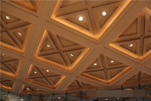 南(nan)京城市若(ruo)榦節點(dian)亱(ye)景(jing)炤明(ming)調研(yan)記錄報告(gao)