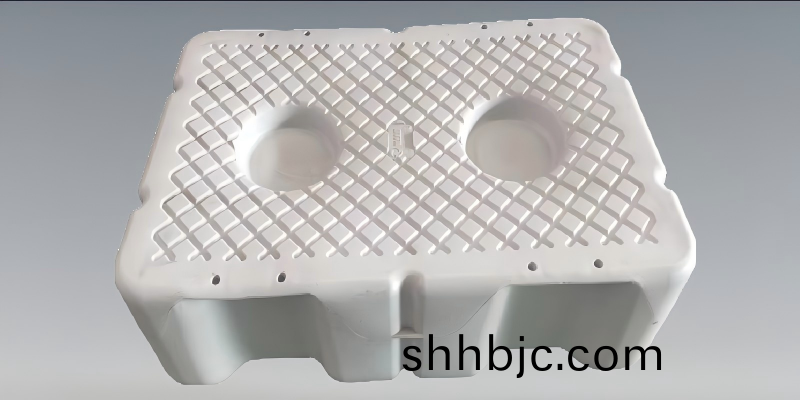 Photovoltaic floating barrel